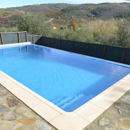 Oda ve Kahvaltı Casa Da Fraga Ferreira (Braganca)