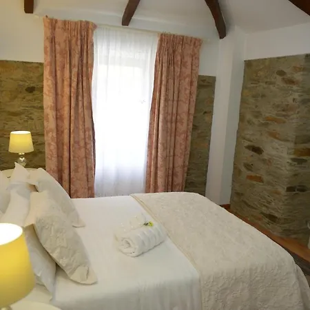 Casa Da Fraga Ferreira (Braganca)