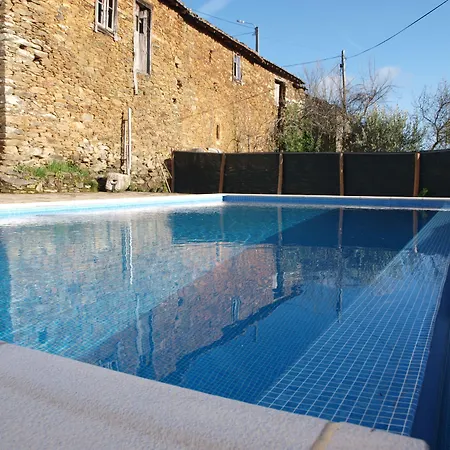 Bed & Breakfast Casa Da Fraga Ferreira (Braganca)